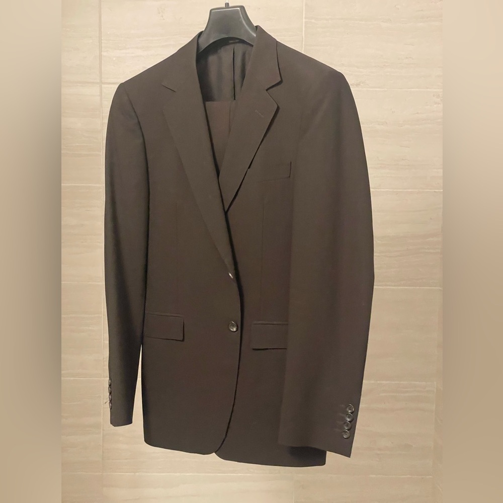 Gucci Black Modern Suit Timeless Elegance
